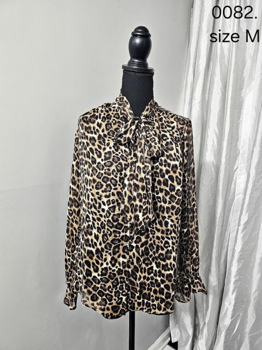 White House Black Market Leopard Print Blouse Size Medium